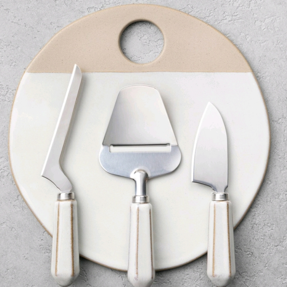 Hearth and hand with Magnolia- cheese